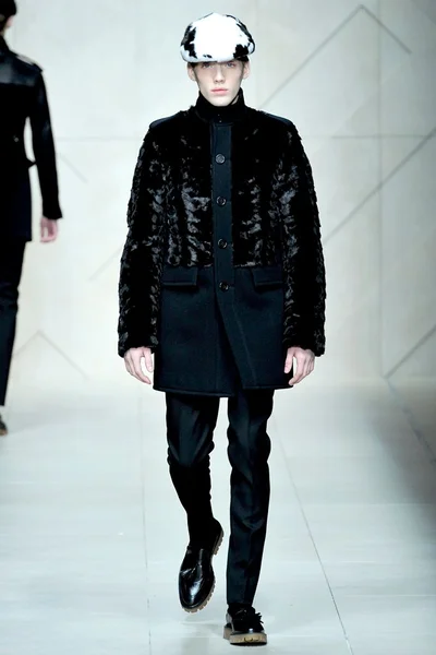 Look 43